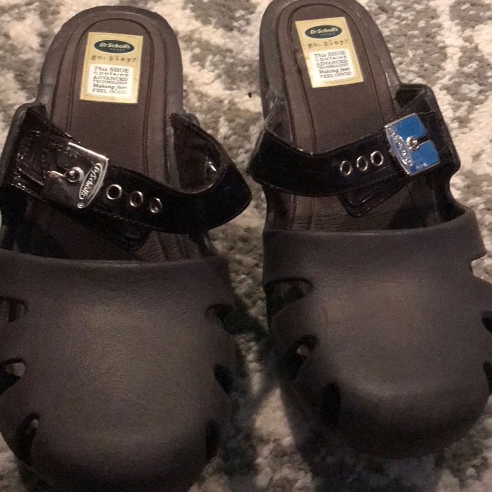 Like new Dr Scholl’s brown clogs
